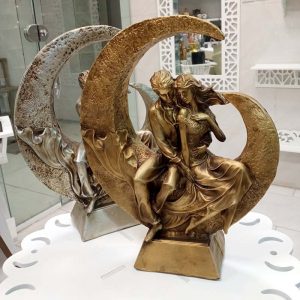 مجسمه ی دکوری ماه سوار